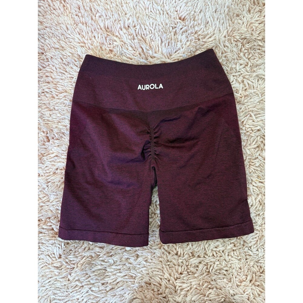 Aurola Scrunch butt Seamless Shorts sz small